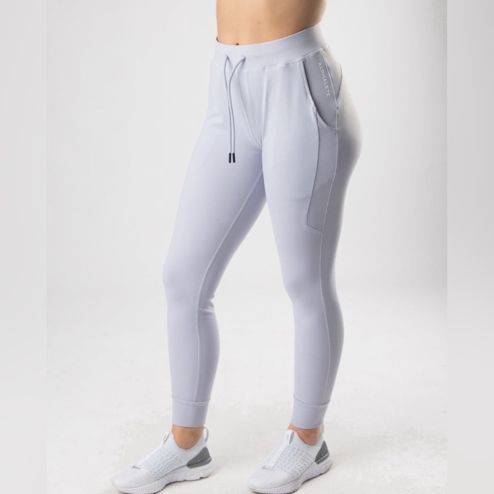 Alphalete jogger